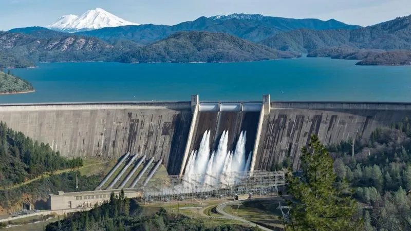 Jak obliczyć koszt budowy elektrowni wodnej i na co zwrócić uwagę?