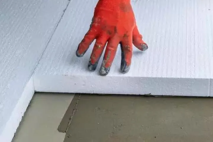 Najlepsze sposoby na układanie styropianu podłogowego w Twoim wnętrzu