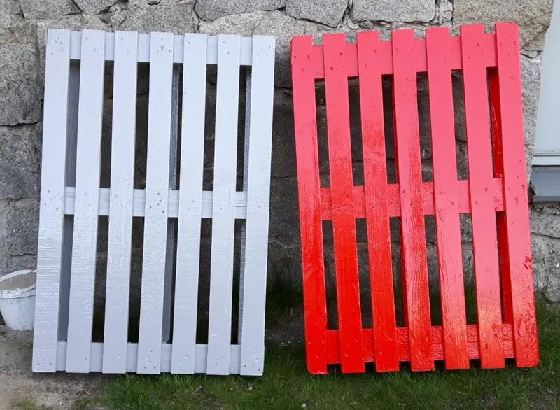 Jak wybrać farbę do palet